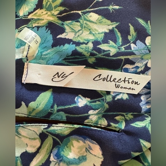 NY Collections Women Blue Floral blouse with split front and button on the back - Picture 4 of 9